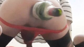 minha sobrinha CD meteu a garrafa de vinho