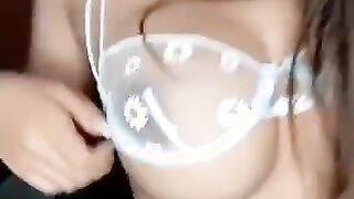 NENA ENSEÑANDO RICO CUERPO padre CULITO XXX